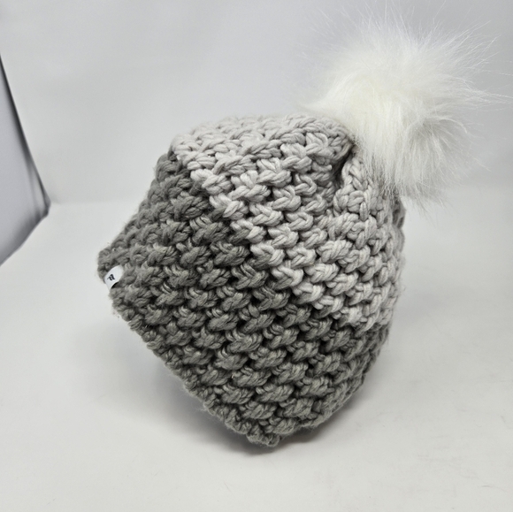 FABLETICS CHUNKY KNIT BEANIE WITH POM HAZE GREY & NWT CHUNKY HEADBAND WOMEN OS - Picture 4 of 16